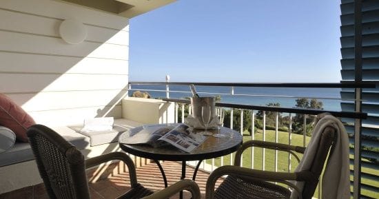 32_AlvorPraia_Balkon uitzicht van kamers