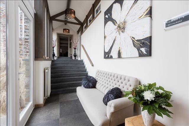 Hotel - aankomst receptie hal