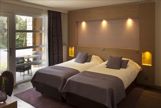 Hotel comfort kamer met terras