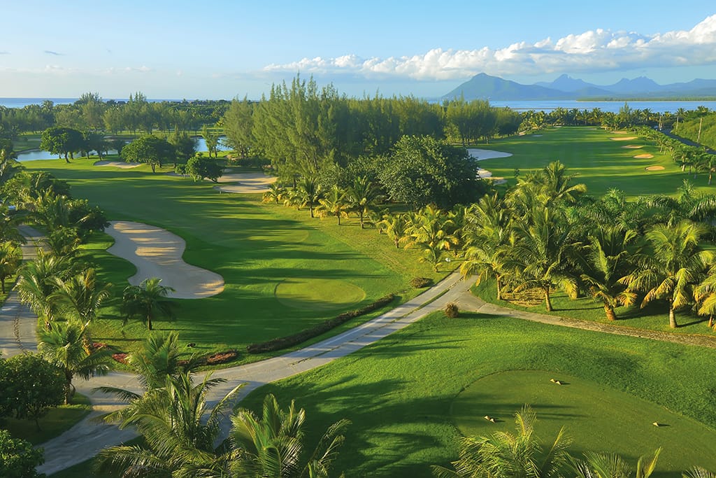 Beachcomber Hotels & Resorts; Mauritius; Île Maurice; Paradis Hotel and Golf Club; 5-star; All-inclusive; Travel; Voyage; Tourism; Tourisme; Holiday; Vacation; Congé; Land sports; Sports terrestres; Sea view; vue sur la mer; Beach view; vue sur la plage; Ocean view; vue sur l'océan; Golf;