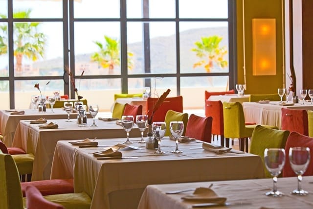 RESTAURANT BUFFET 3