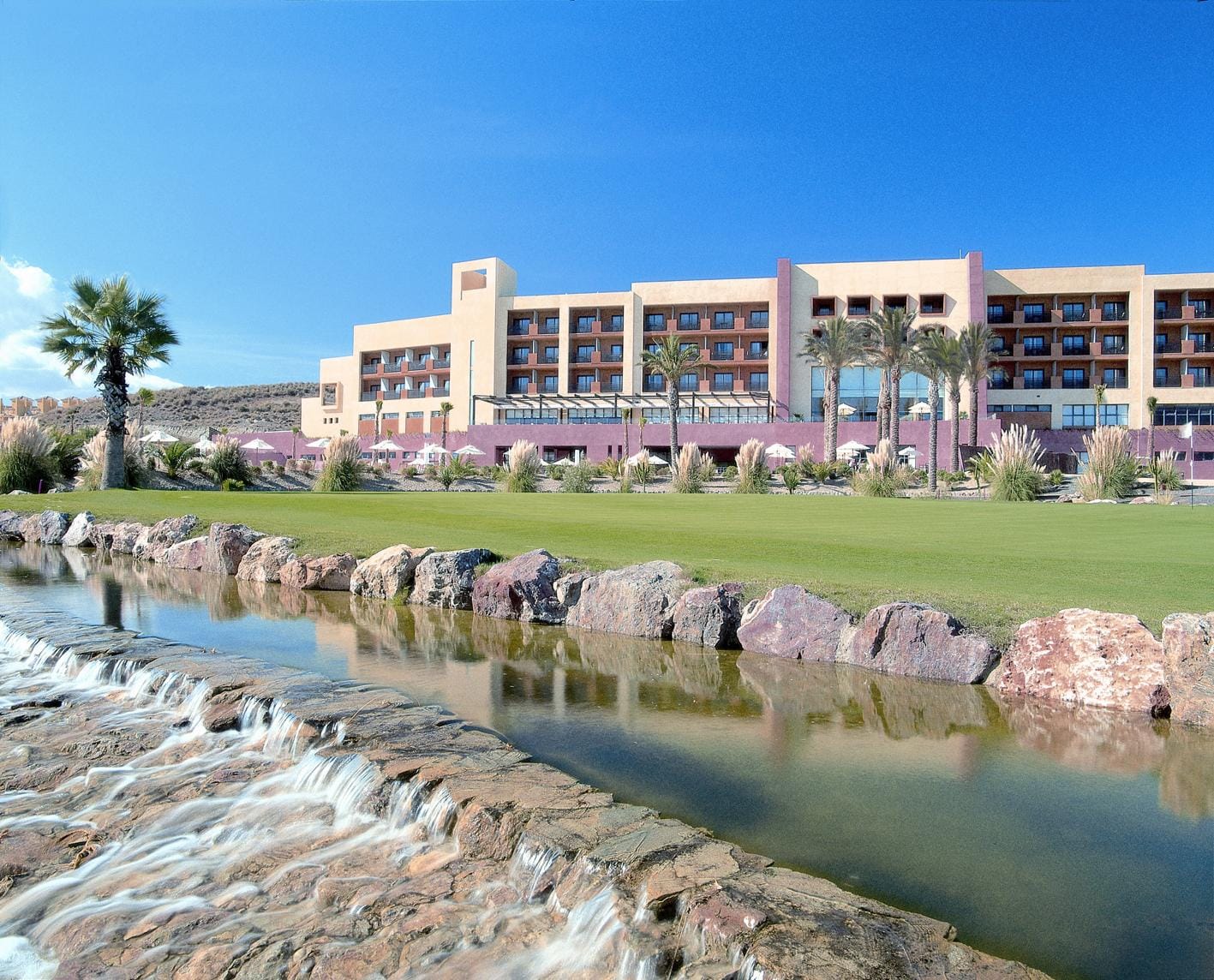 hotel (2)