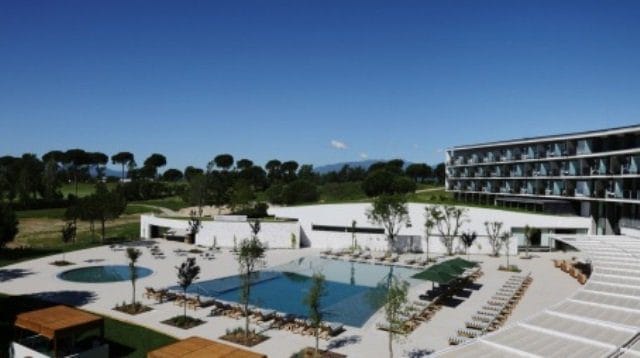 hotel-camiral-wellness-pool-ctpga2ee4a9274-pool-view