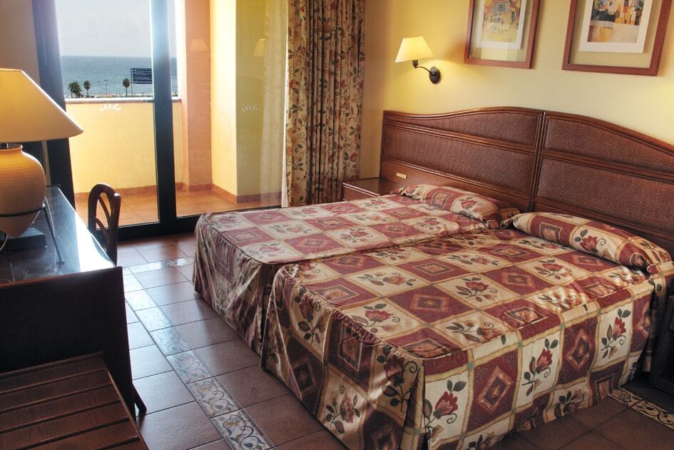 Golf vakantie spanje Hotel Estival park slaapkamer
