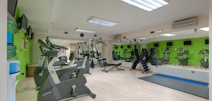 Golf vakantie spanje Hotel Tryp Port Cambrils gym