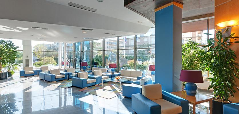 Golf vakantie spanje Hotel Tryp Port Cambrils lobby