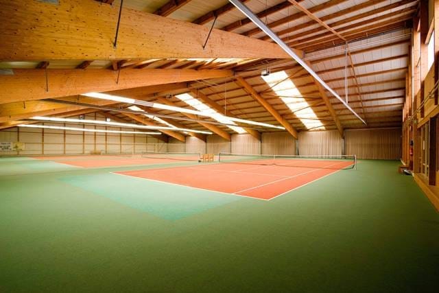 Tennishalle