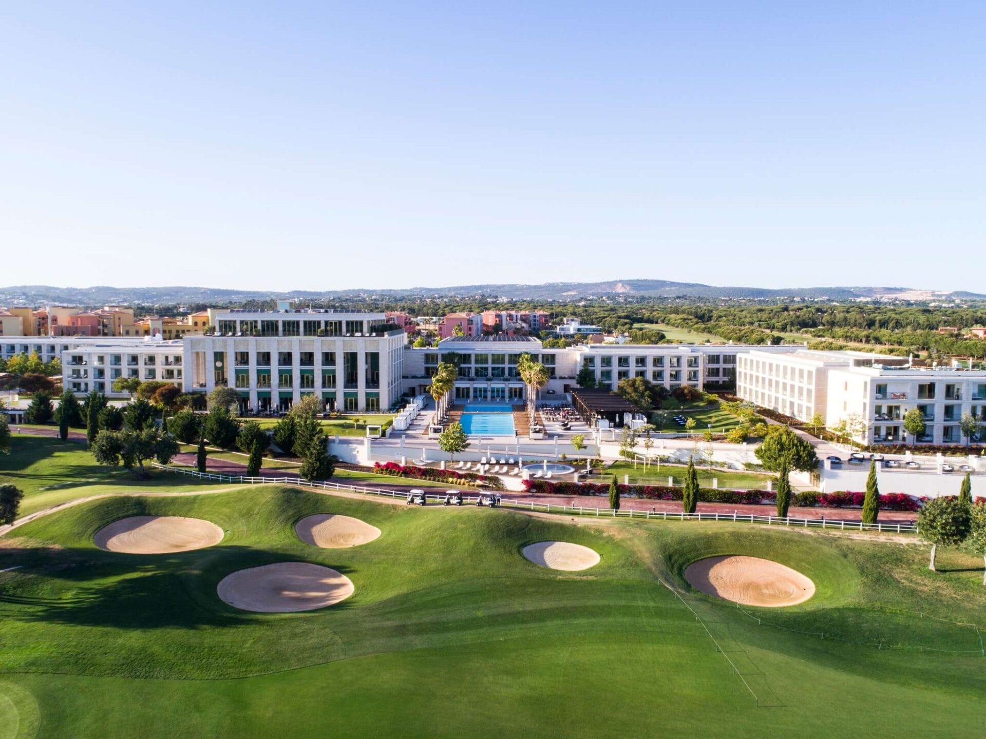exterior-victoria-golf-resort-spa-algarve