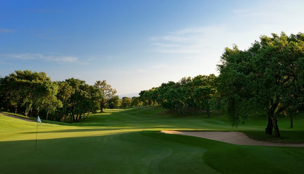 golf vakantie spanje costa brava hotel Peralada  peralada-5th-back[1]