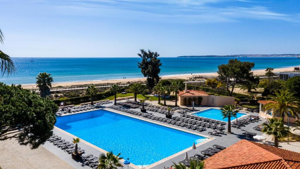 pestana Dom Joao II strand zwembad