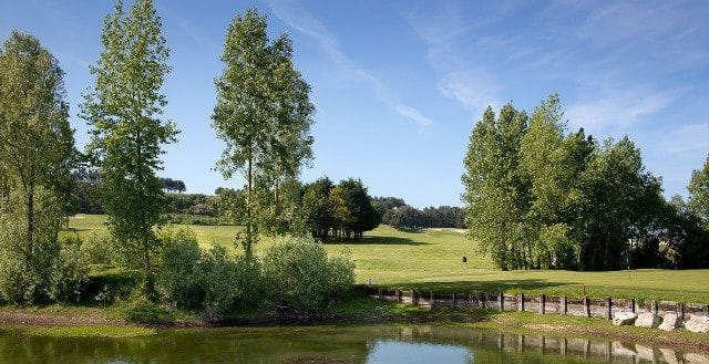 Mercury Omaha Beach frankrijk normandie golf Le Manoir hole 13