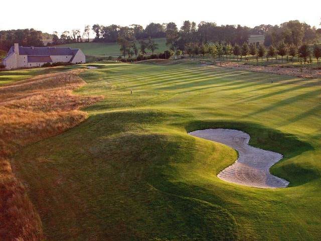 Mercury Omaha Beach frankrijk normandie golf Le Manoir