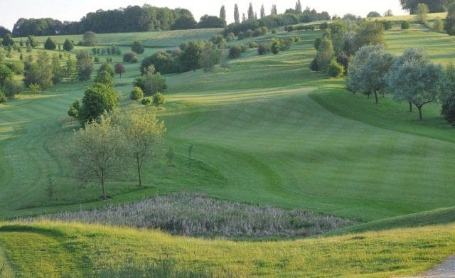 L' Empereur golf reis vakantie Belgie 16