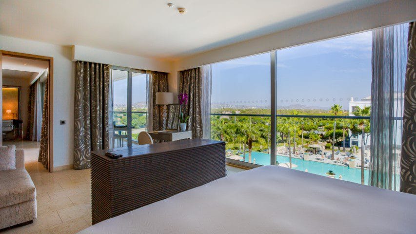Conrad Suite (Klein)