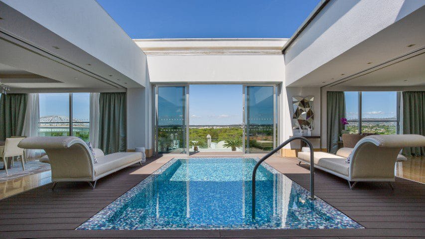 Infinity penthouse _ Infinity Pool (Klein)