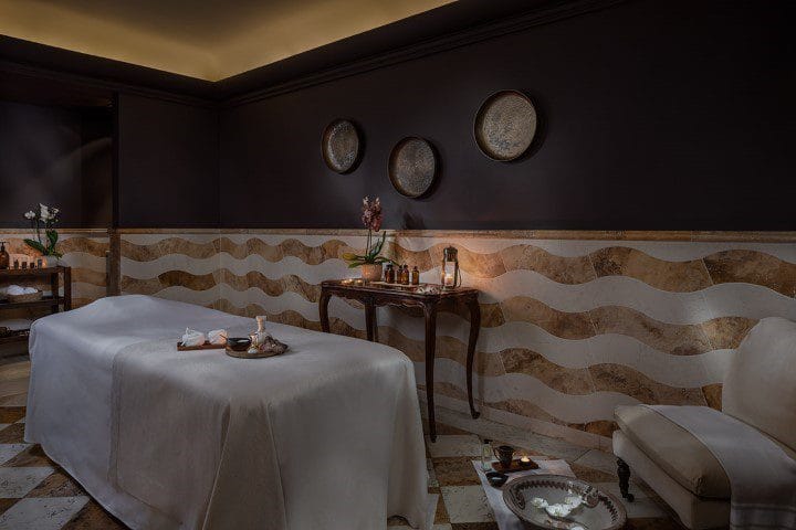 Anantara Villa Padierna - Spa Massage room