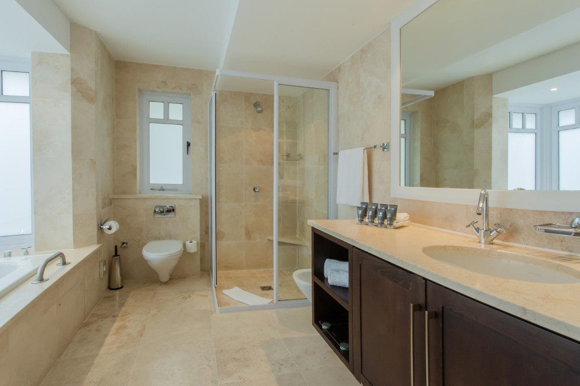 fancourt_-_luxury_room_-_2