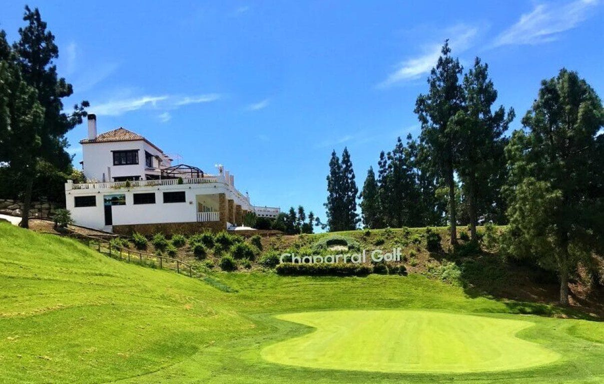 Chaparral 18