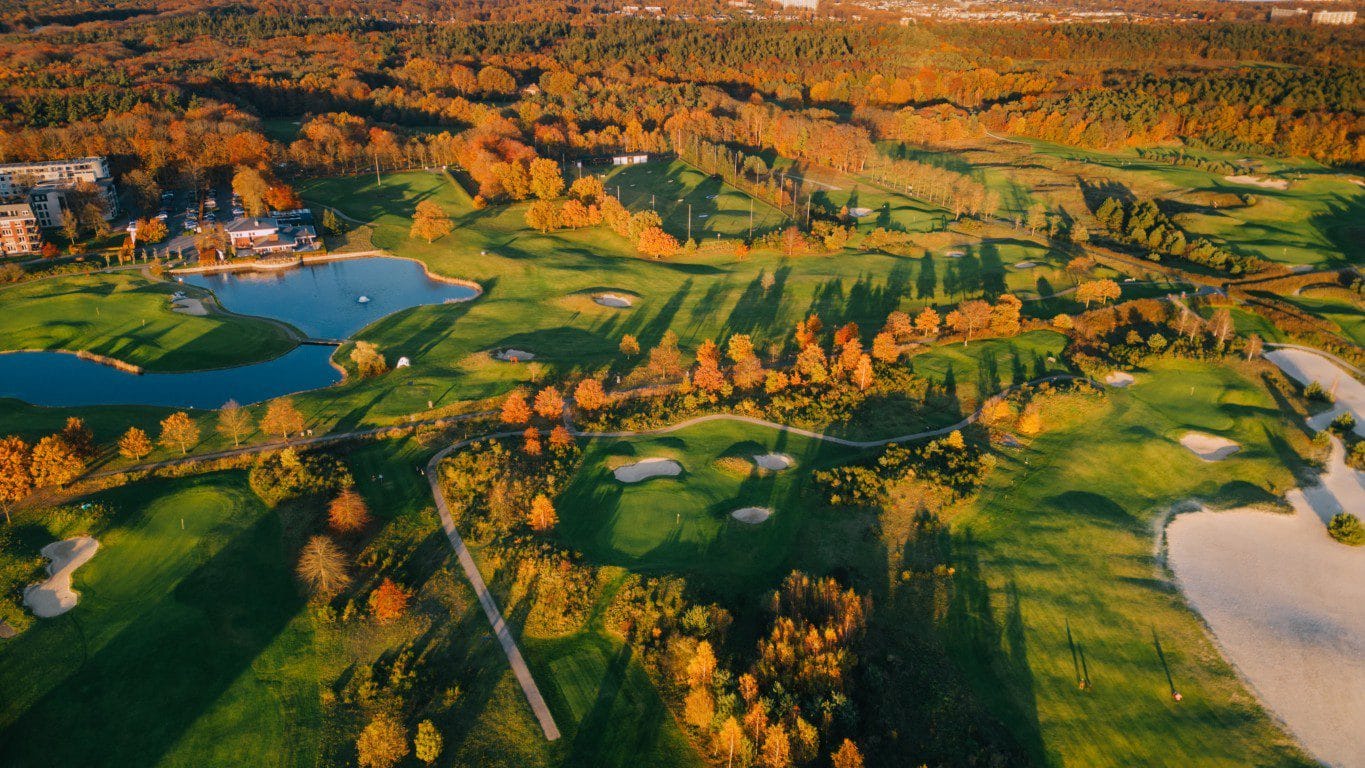 golf in Brabant; Hotel de Villa,  Turfvaert  en de  Haenen