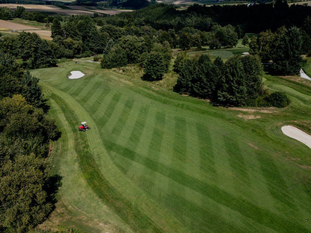 DIAMOND CLUB OTTENSTEIN _ Hole 1(1)