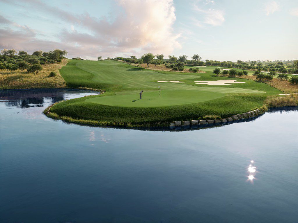 costa-ragusa-golf-castle-course-sicilie.jpg